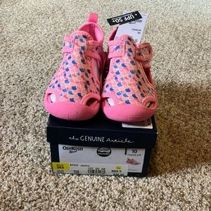 Oshkosh B’Gosh Water Shoes